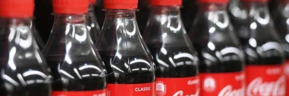 اب-يواجه-عقوبة-السجن-بسبب-اطعام-طفليه-الكولا-والبسكويت