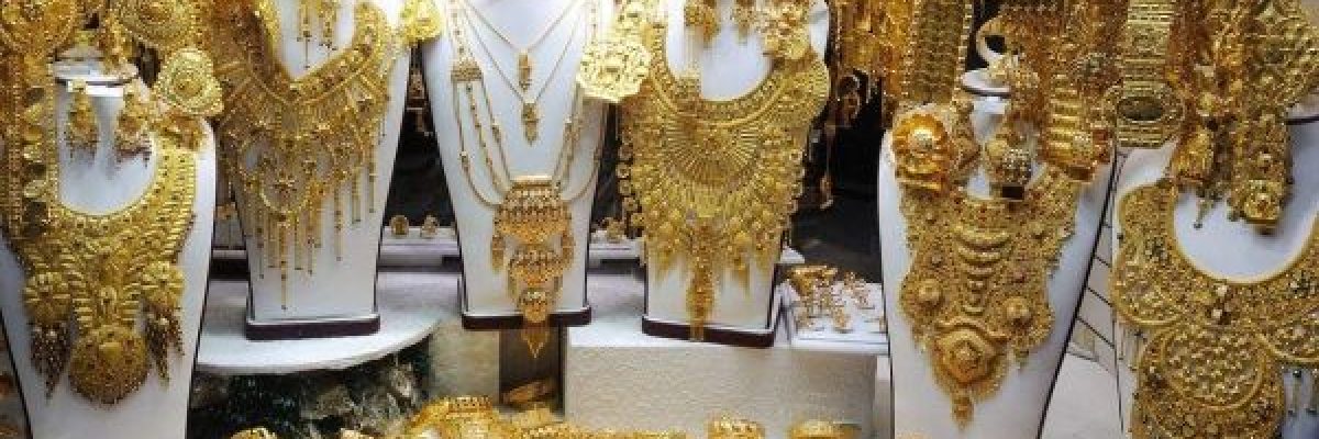 اب.-شرطة-مديرية-المشنة-الخاضعة-للحوثيين-تضبط-متهما-بسرقة-نحو-كيلو-ذهب