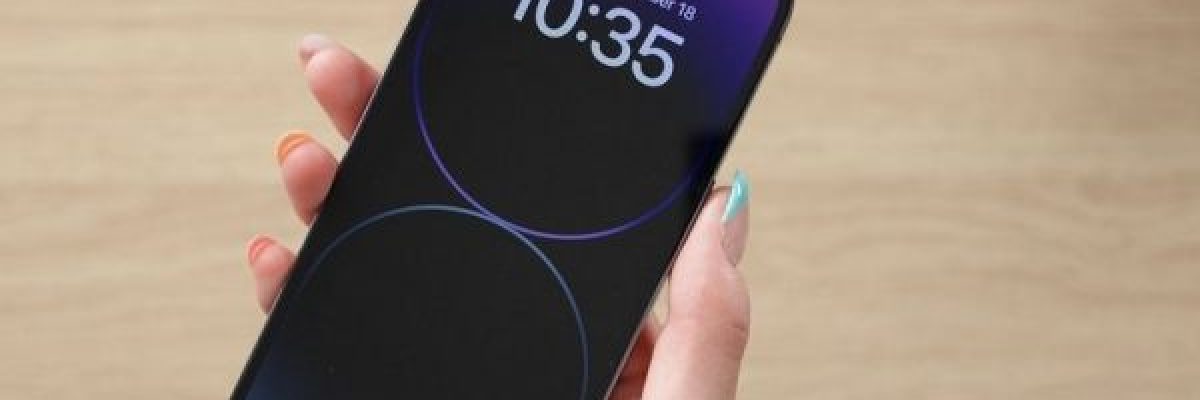 ابل_-تطور-هواتف-_ايفون_-بشاشة-كاملة