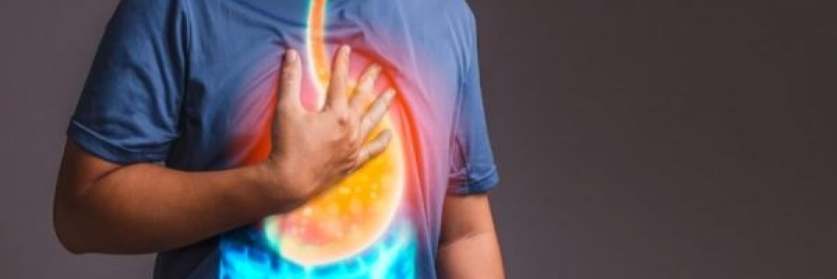 احترس.-هذه-الاعراض-تنذر-بالتهاب-المريء-لدى-الاطفال