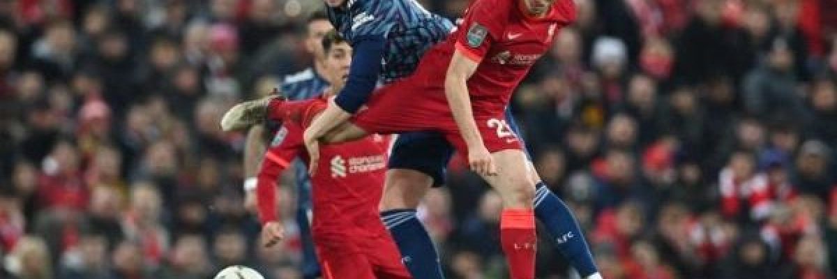 ارسنال-بعشرة-لاعبين-يتعادل-مع-ليفربول-سلبيا-ويقترب-من-نهائي-كاس-الرابطة