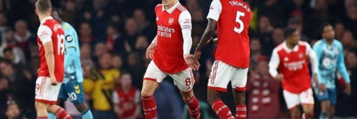 ارسنال-يقتنص-تعادلاً-مثيراً-من-ساوثهامبتون-ويواصل-التعثر