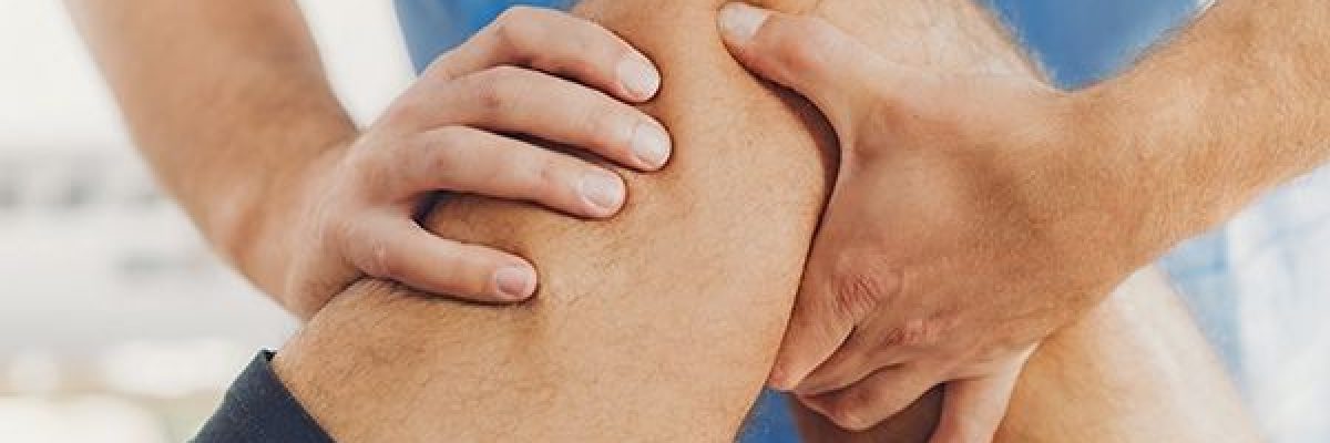 اسباب-الام-الركبة-وطرق-علاجها-والوقاية-منها