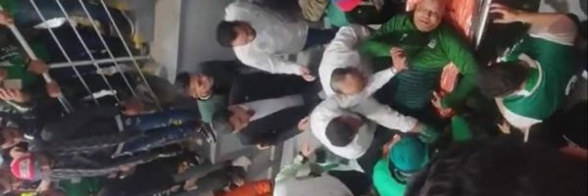 اصابة-سبعة-مشجعين-جرّاء-انهيار-مدرج-بصالة-رياضية-في-مصر