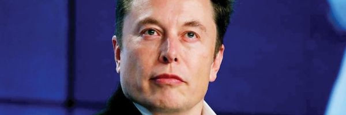 اغنى-رجل-في-العالم-لا-يمتلك-منزلاً-ويقيم-عند-اصدقائه