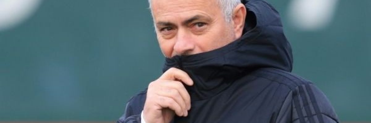 اقالة-مورينيو-كلفت-مانشستر-يونايتد-25-مليون-دولار