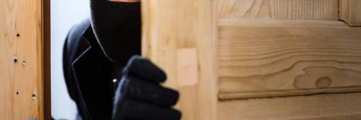 اكثر-المجرمين-دهاءً-على-مر-التاريخ.-احدهم-نجح-في-بيع-برج-ايفل-مرتين