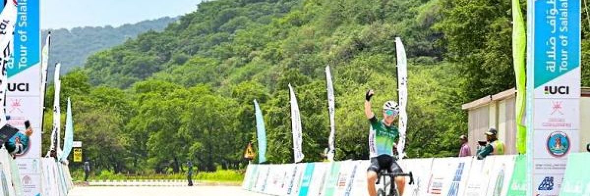 البرازيلي-نيكولاس-يُتوّج-بلقب-المرحلة-الثانية-من-طواف-صلالة