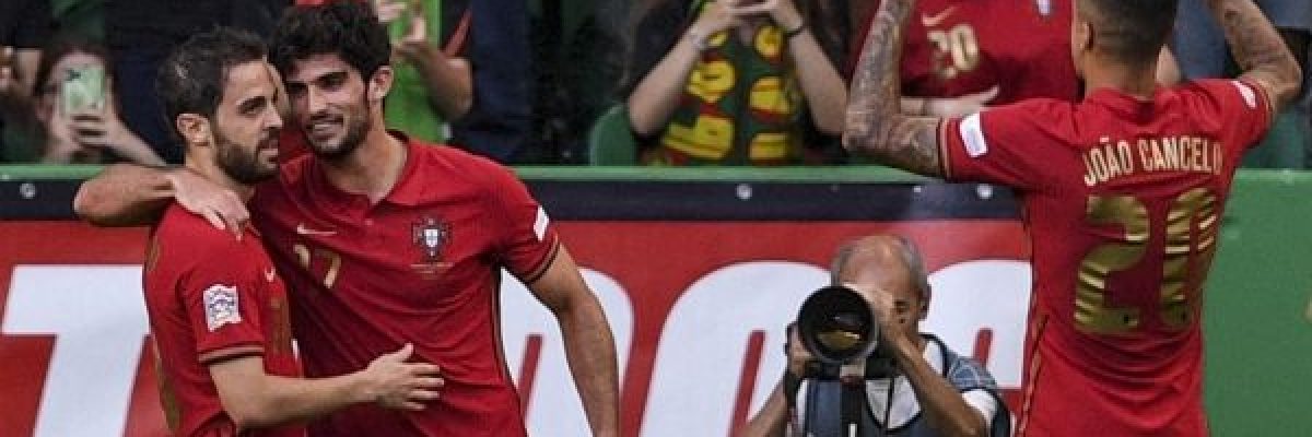البرتغال-تتصدر-المجموعة-الثانية-بفوز-سهل-على-التشيك-واسبانيا-تهزم-سويسرا
