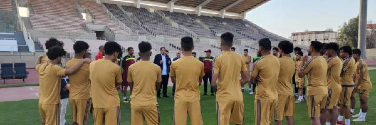 البكري-يزور-معسكر-المنتخب-الوطني-لكرة-القدم-في-مدينة-الطائف-السعودية