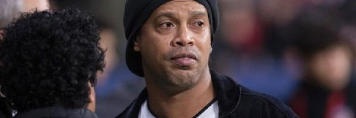 التحقيق-مع-_رونالدينيو_-بتهمة-دخول-باراغواي-بجواز-سفر