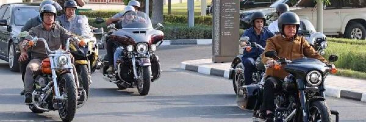 الرئيس-البرازيلي-يتجول-في-شوارع-قطر-بدراجة-نارية-فيديو