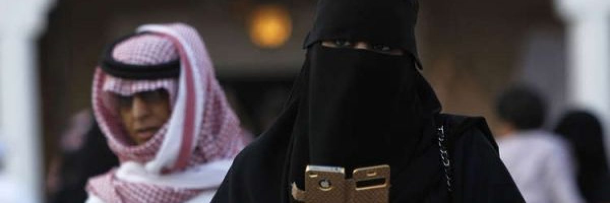 السعوديات-سيبلغن-بطلاقهن-عبر-الرسائل-القصيرة-SMS