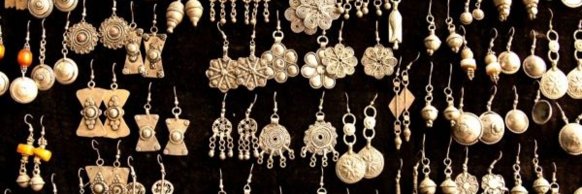 السفارة-الامريكية_-المجوهرات-‎اليمنية-تتسم-بالحرفية-الرائعة