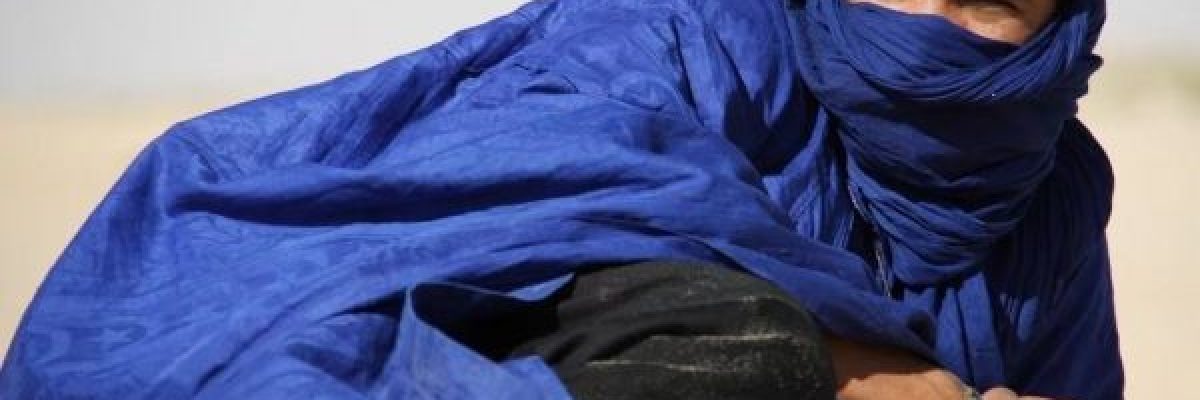 الطوارق-في-الصحراء-الكبرى.-لماذا-يتلثمون-حتى-وهم-نيام؟