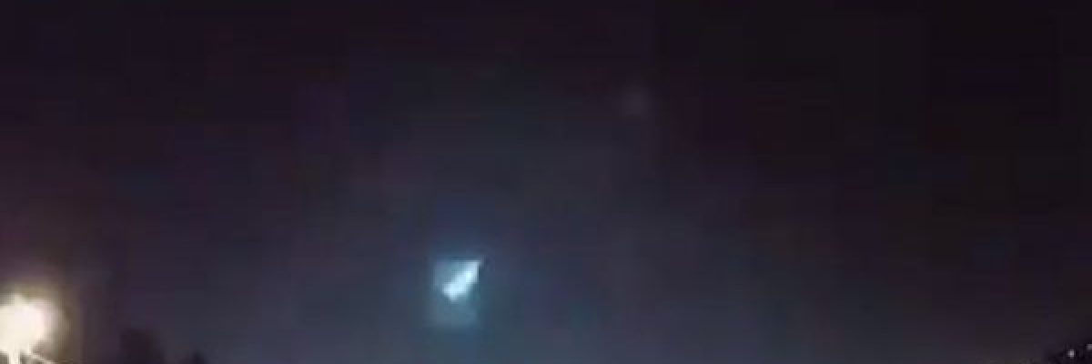 انفجار-نيزك-فضائي-فوق-البرازيل-مخلفاً-بريقاً-هائلاً-فيديو-