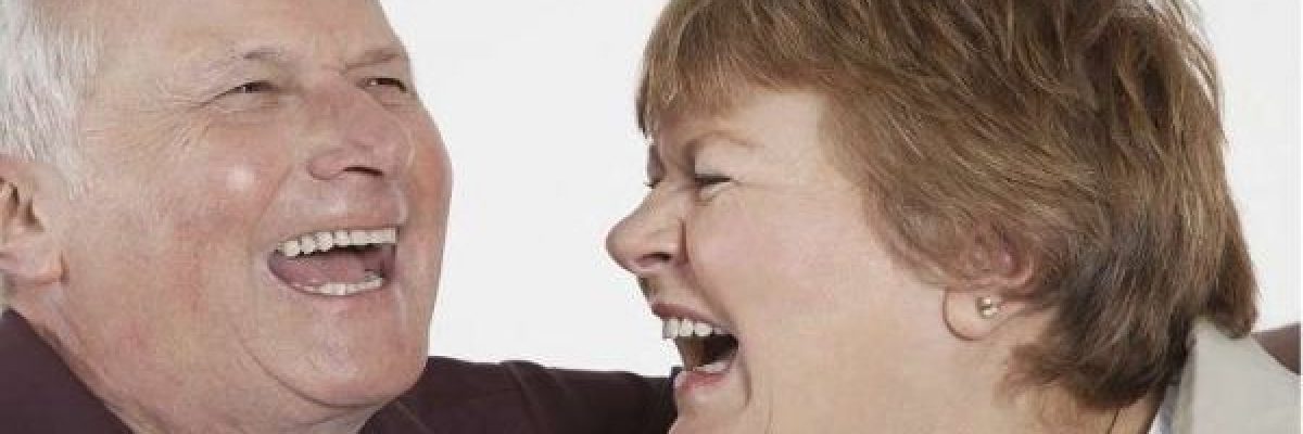 باحثة_-الضحك-قد-يكون-وسيلة-علاجية