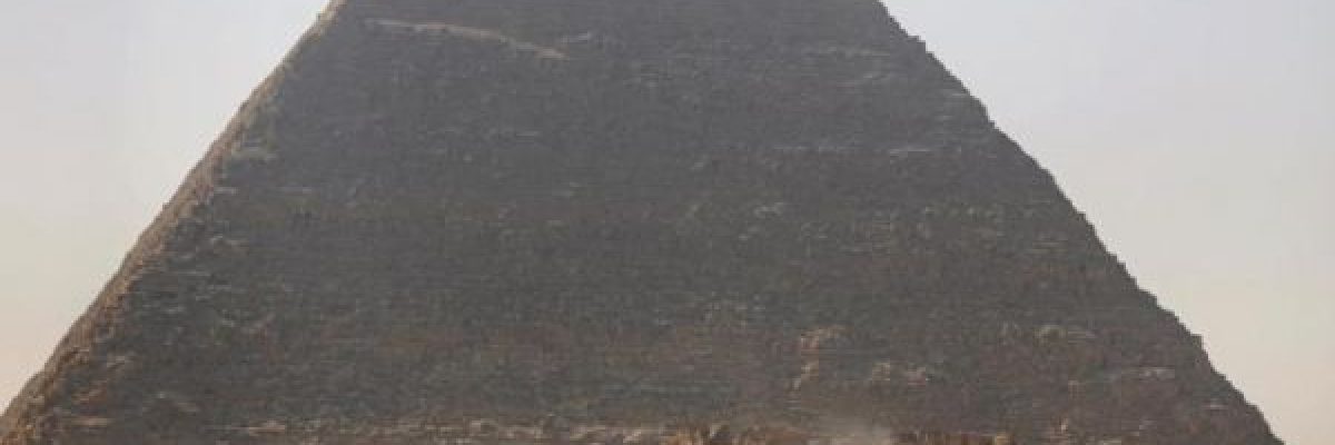 باحثون_-هرم-خوفو-_هيكل-كبير-غامض_