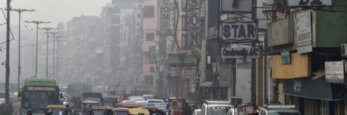 باع-زوجته-مقابل-عشاء-باذخ-وهاتف-ذكي