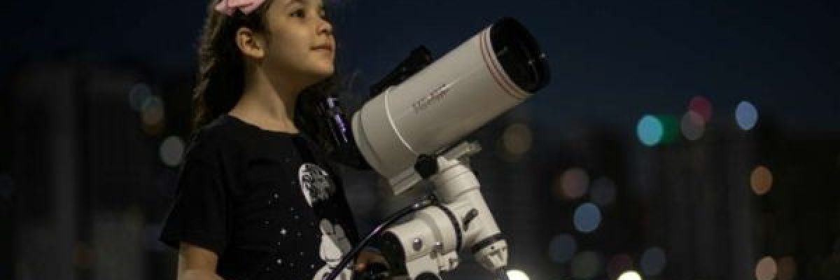 برازيلية-عمرها-8-سنوات-فقط-تُلقب-باصغر-فلكية-في-العالم