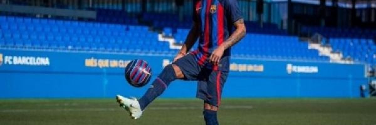 برشلونة-يضم-رسمياً-المكسيكي-خوليان-اراوخو