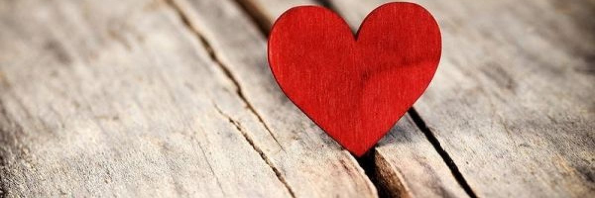 بعد-60-عام-من-الفراق.-الفيسبوك-يجمع-عاشقين