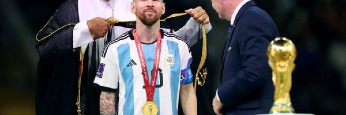 بعد-ان-ارتداه-ميسي.-جماهير-الارجنتين-تقبل-على-شراء-_البشت_