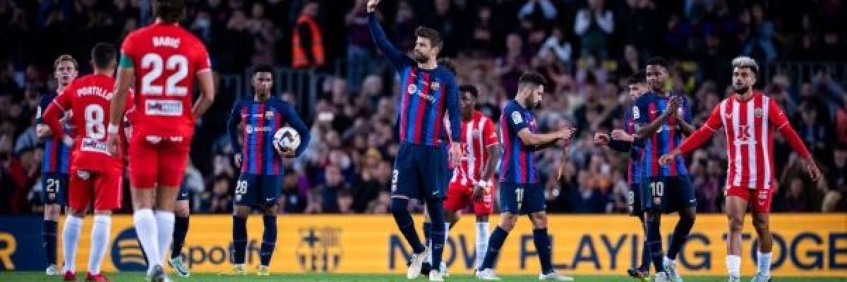 بيكيه-يودع-كامب-نو-بالدموع.-وبرشلونة-يتصدر-الدوري-الاسباني-مؤقتاً