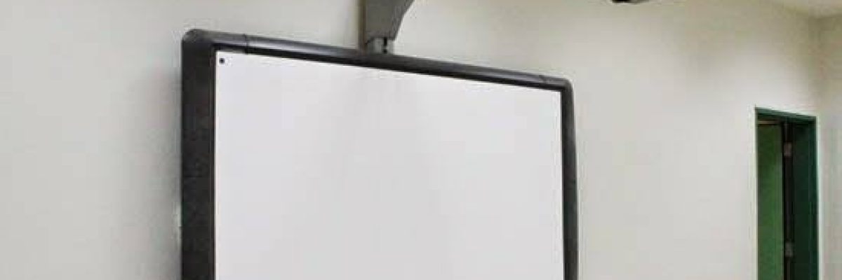 تدشين-استخدام-السبورات-الذكية