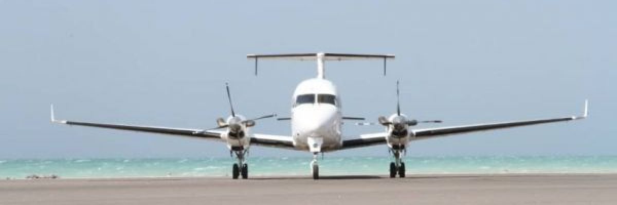 تعز-.-مطار-المخا-يستقبل-اول-رحلة-جوية