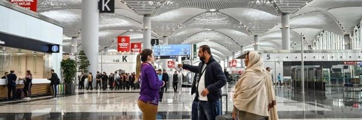 تعليق-رحلات-الطيران-في-مطار-اسطنبول-بسبب-الثلوج