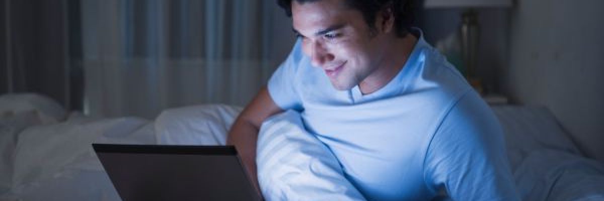 جولتك-الاخيرة-على-الشبكات-الاجتماعية-قبل-النوم-تدمر-حياتك.-لماذا؟