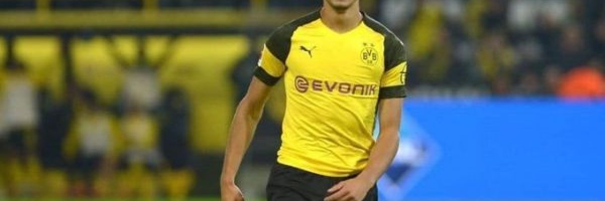 حكيمي-يقود-دورتموند-لتحقيق-فوزه-الاول-في-دوري-الابطال