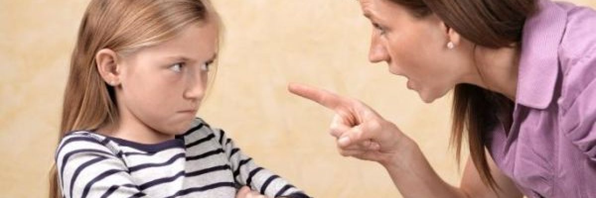 خمسة-اخطاء-يرتكبها-الاباء-الصارمون-بحق-اطفالهم