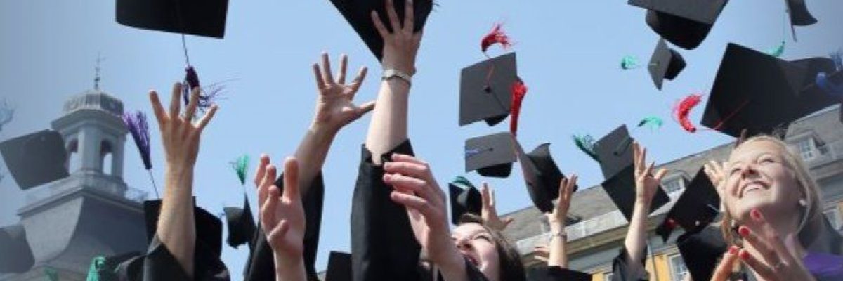 دليل-المنح-الدراسية-لعام-2018_-ابدا-الاستعداد-من-الان