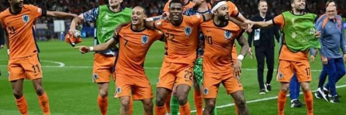 دوري-الامم-الاوروبية.-مواجهة-حاسمة-بين-هولندا-والمجر دوري-الامم-الاوروبية.-مواجهة-حاسمة-بين-هولندا-والمجر