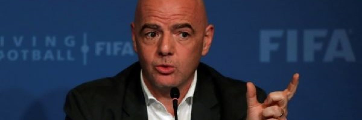 رئيس-الفيفا-يحسم-الجدل-بشان-تحضيرات-قطر-لمونديال-2022