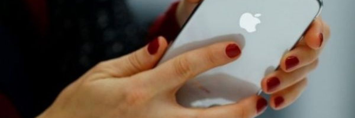 روسيا-تتهم-امريكا-باختراق-الالاف-من-هواتف-_ابل_