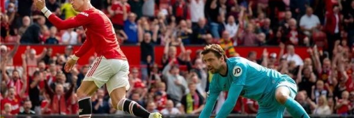 رونالدو-يطلب-الرحيل-عن-مانشستر-يونايتد