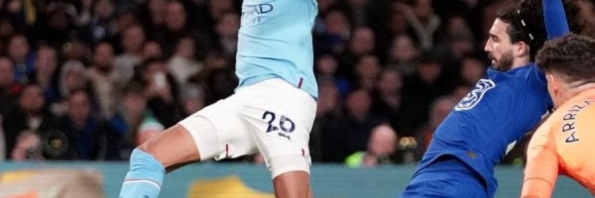 رياض-محرز-يقود-مانشستر-سيتي-لفوز-ثمين-على-تشلسي