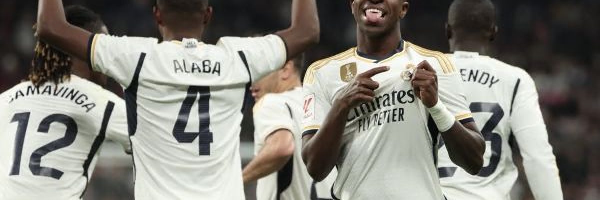 ريال-مدريد-يحسم-مواجهة-القمّة-بفوز-عريض-على-فالنسيا