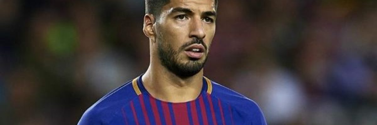 سواريز-مهاجم-برشلونة_-حكم-الفيديو-يعرقل-سير-اللقاء