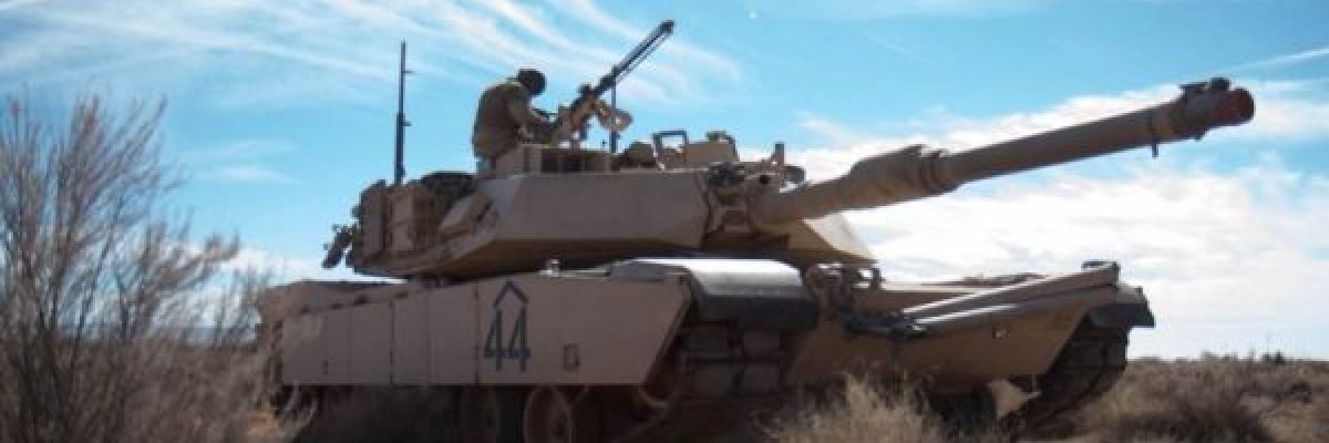 شاهد-مُسيَّرة-بـ500-دولار-تطارد-دبابة-سعرها-4.5-مليون-دولار-وتفجَّرها