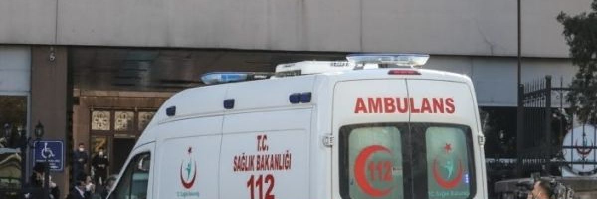 شاهد.-طفلة-تنجو-من-الموت-باعجوبة-بعد-سقوطها-من-شرفة-منزلهم-