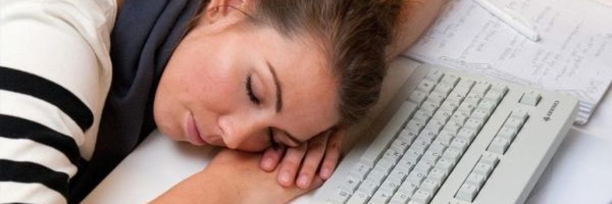 على-ماذا-يدل-الشعور-بالنعاس-بشكل-مستمر؟