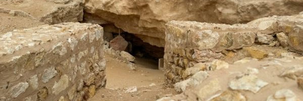 عمره-18-الف-عام.-عالم-اثار-عُماني-يدعو-لكشف-الالغاز-القديمة-في-موقع-شصر-الاثري