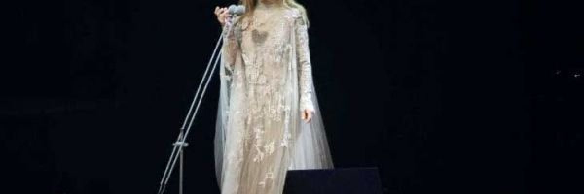 عيد-فيروز-يتحوّل-الى-رسالة-وطنية-بالدموع-مع-فلسطين-هل-تسمعون؟-…-مات-اهلي