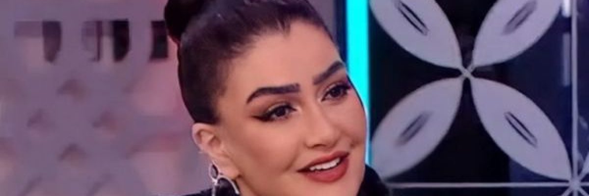 غادة-عبد-الرازق-نادمة-لانها-لم-تسر-على-طريق-والدها