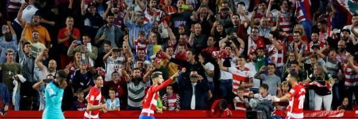 غرناطة-يُسقط-برشلونة-بثنائية-نظيفة