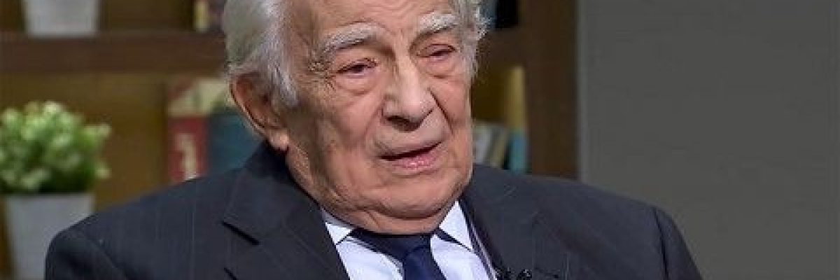 فنان-مصري-كبير-يُثير-الجدل_-انا-متصل-بالعالم-الاخر